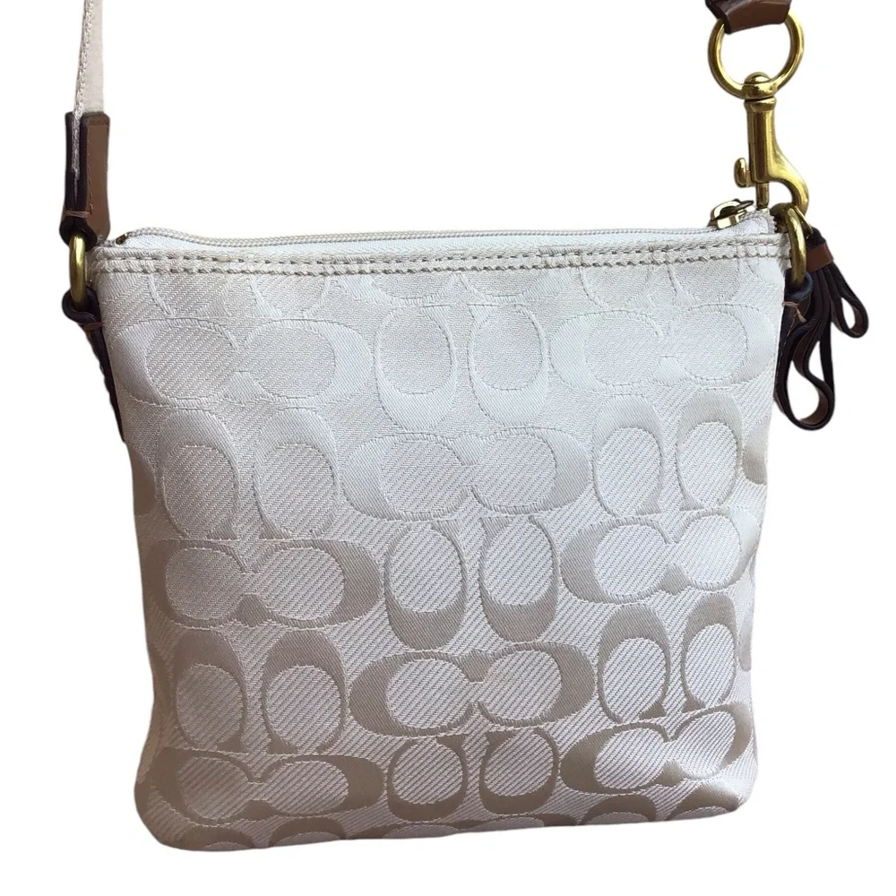 Coach Campbell Signature Twill Swingpack